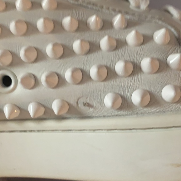 Christian Louboutin- Louis Spikes Flat - Picture 6 of 9